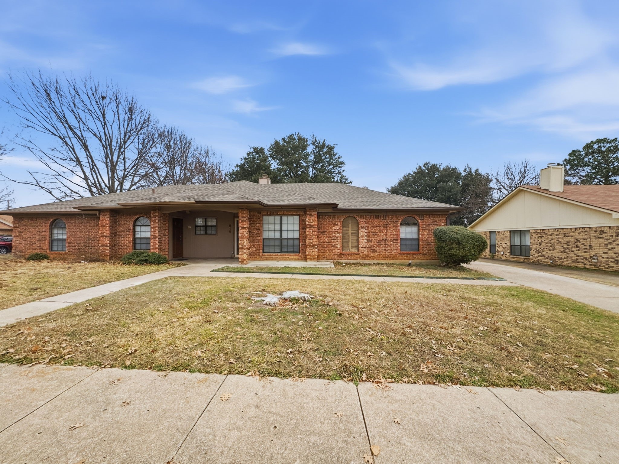 816 Midcreek Drive Euless TX 76039
