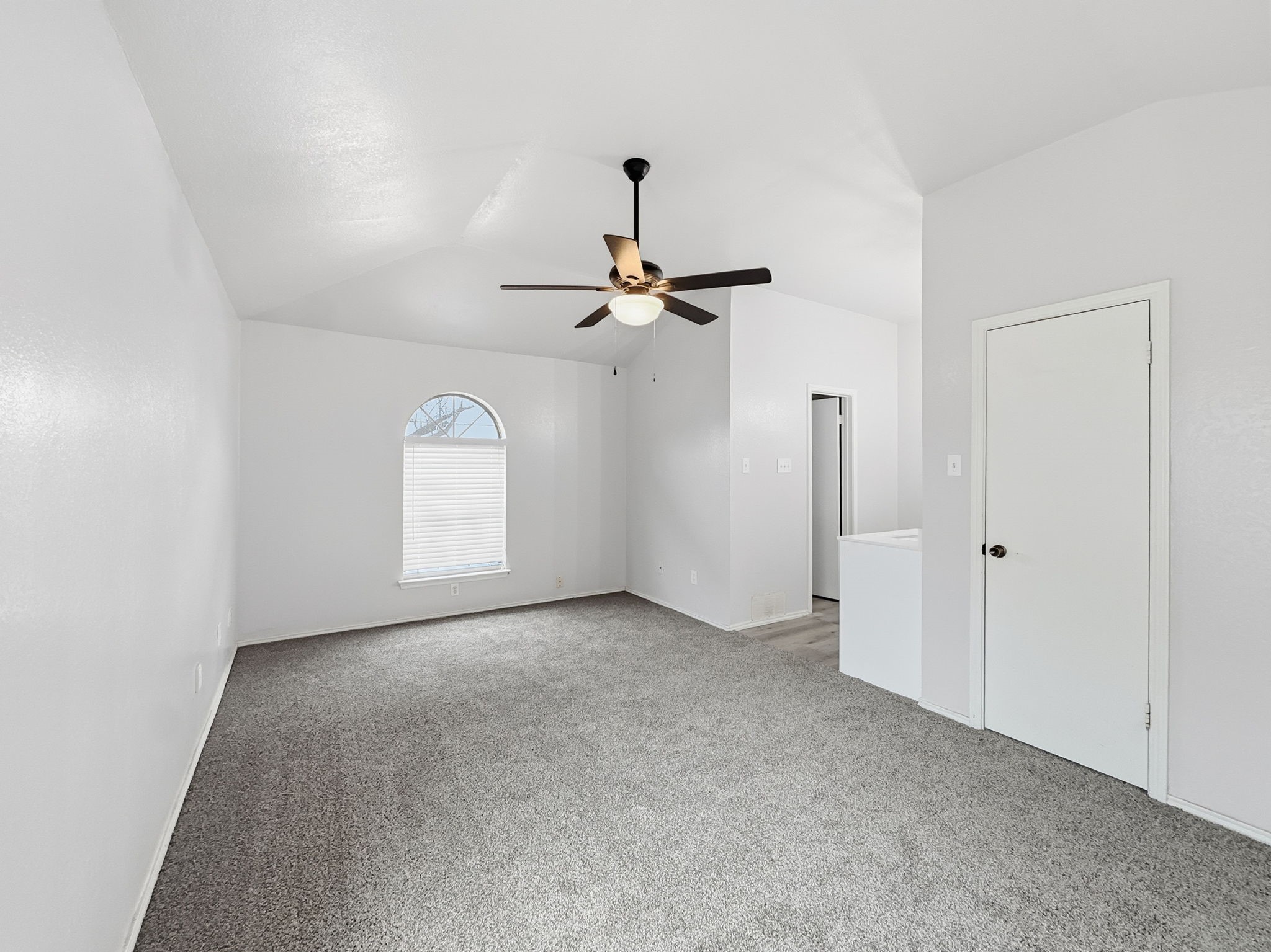 816 Midcreek Drive Euless TX 76039
