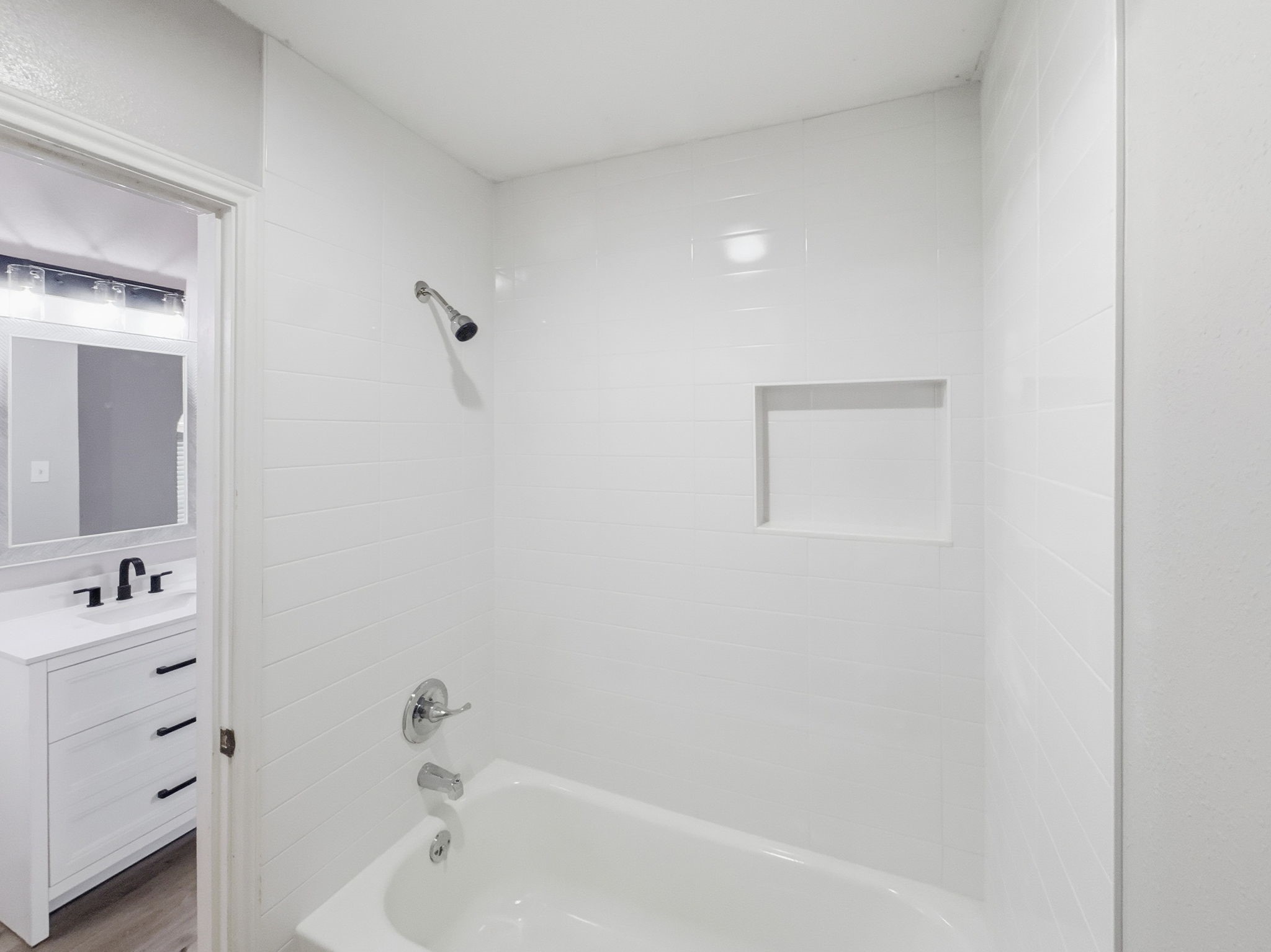 816 Midcreek Drive Euless TX 76039