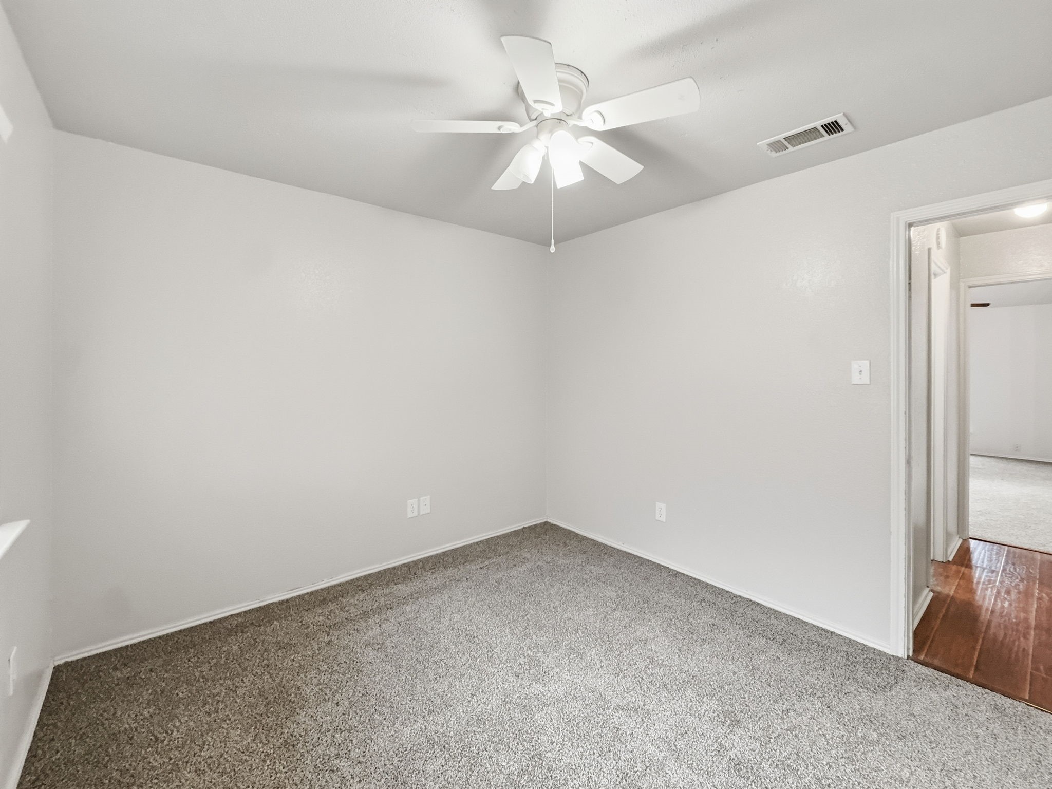 816 Midcreek Drive Euless TX 76039