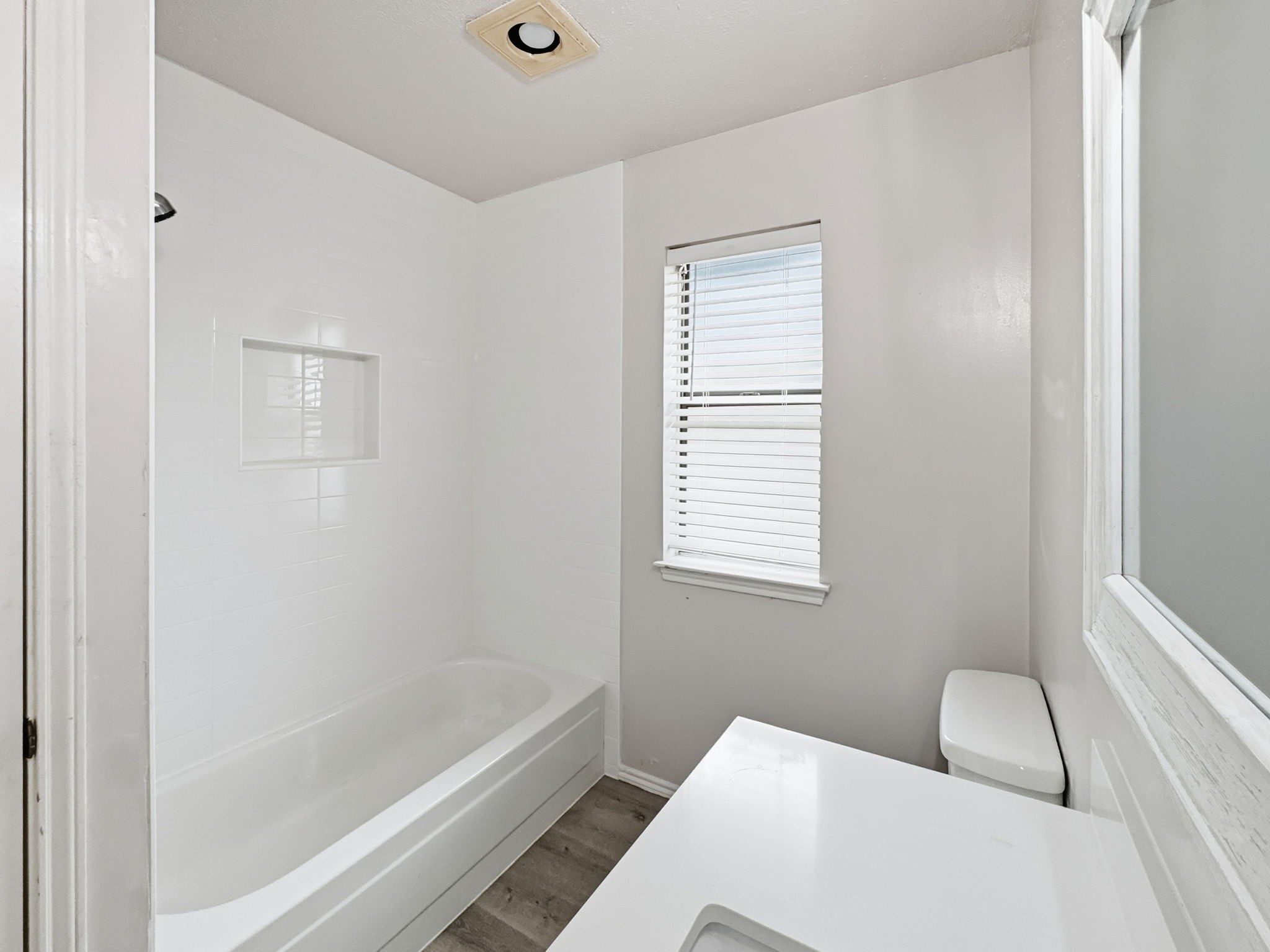 816 Midcreek Drive Euless TX 76039