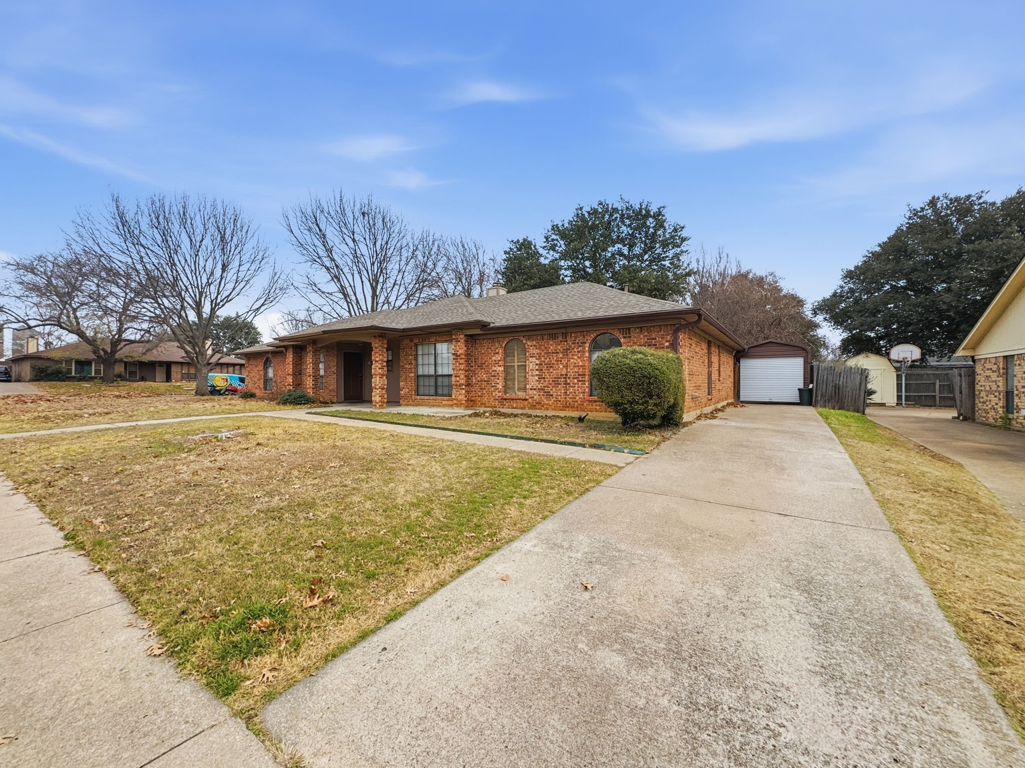 816 Midcreek Drive Euless TX 76039