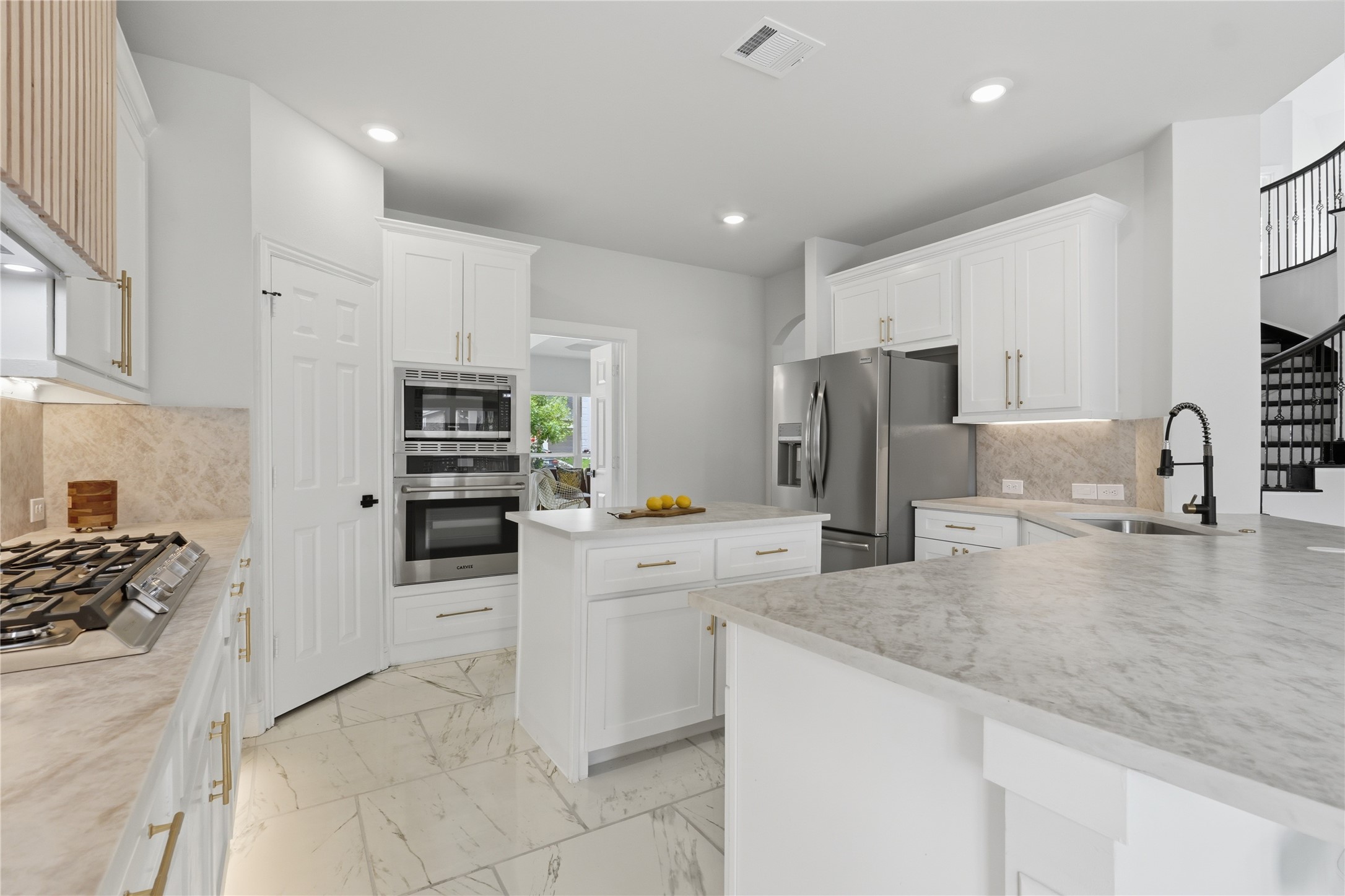 6601 Stolte Lane Fort Worth TX 76123