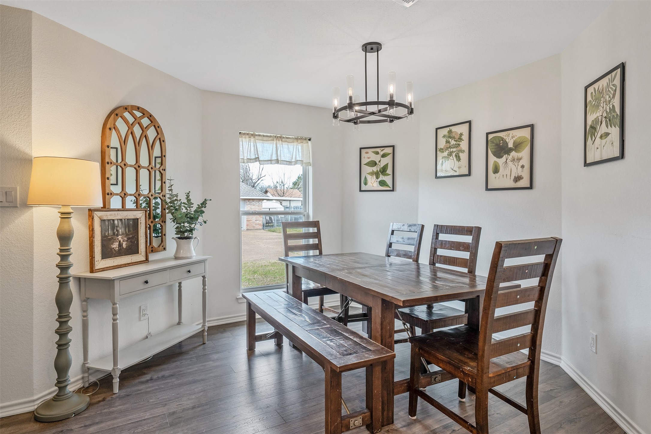 300 Rash Lane Terrell TX 75160