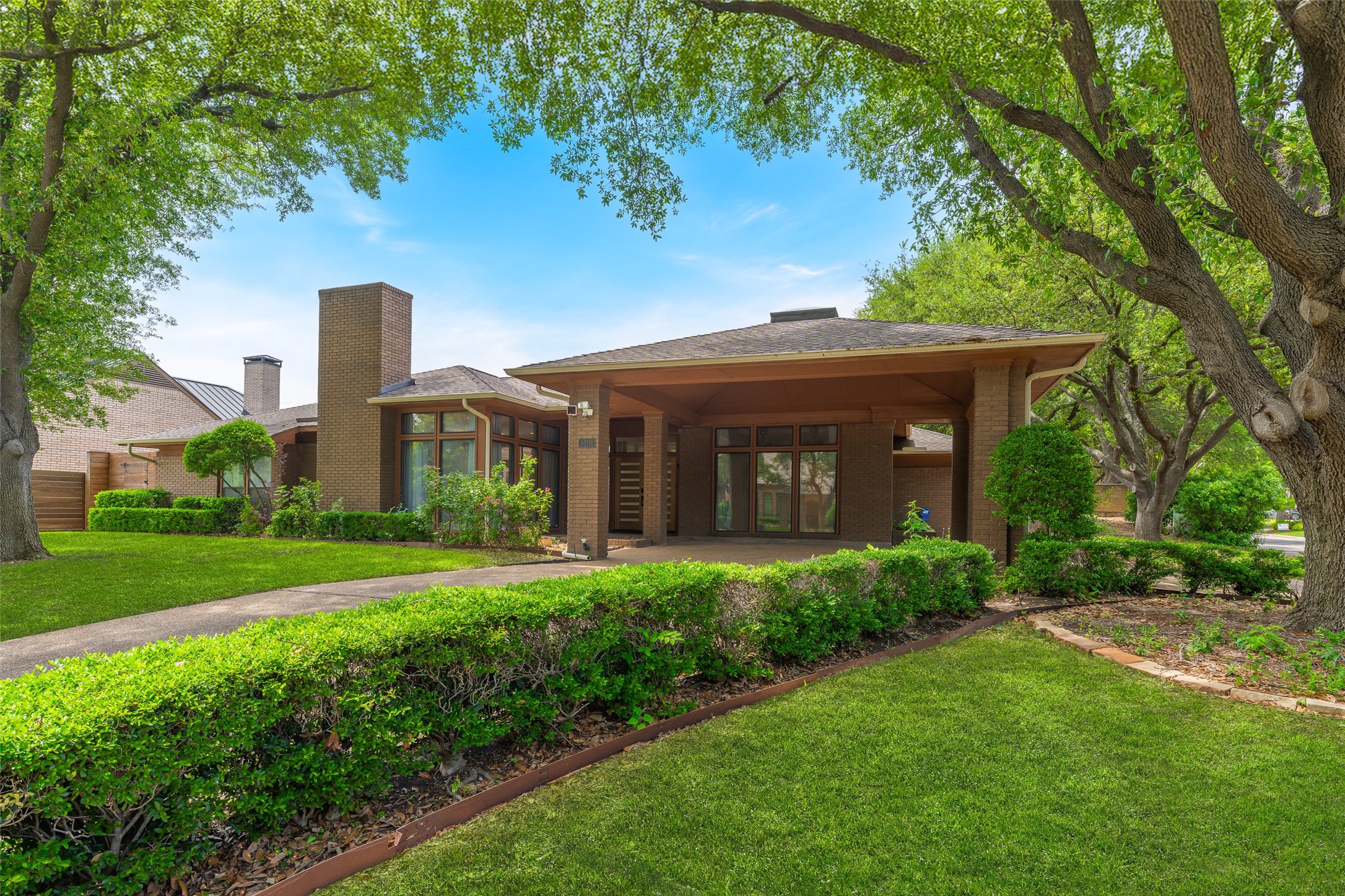 5201 Harbor Town Drive Dallas TX 75287