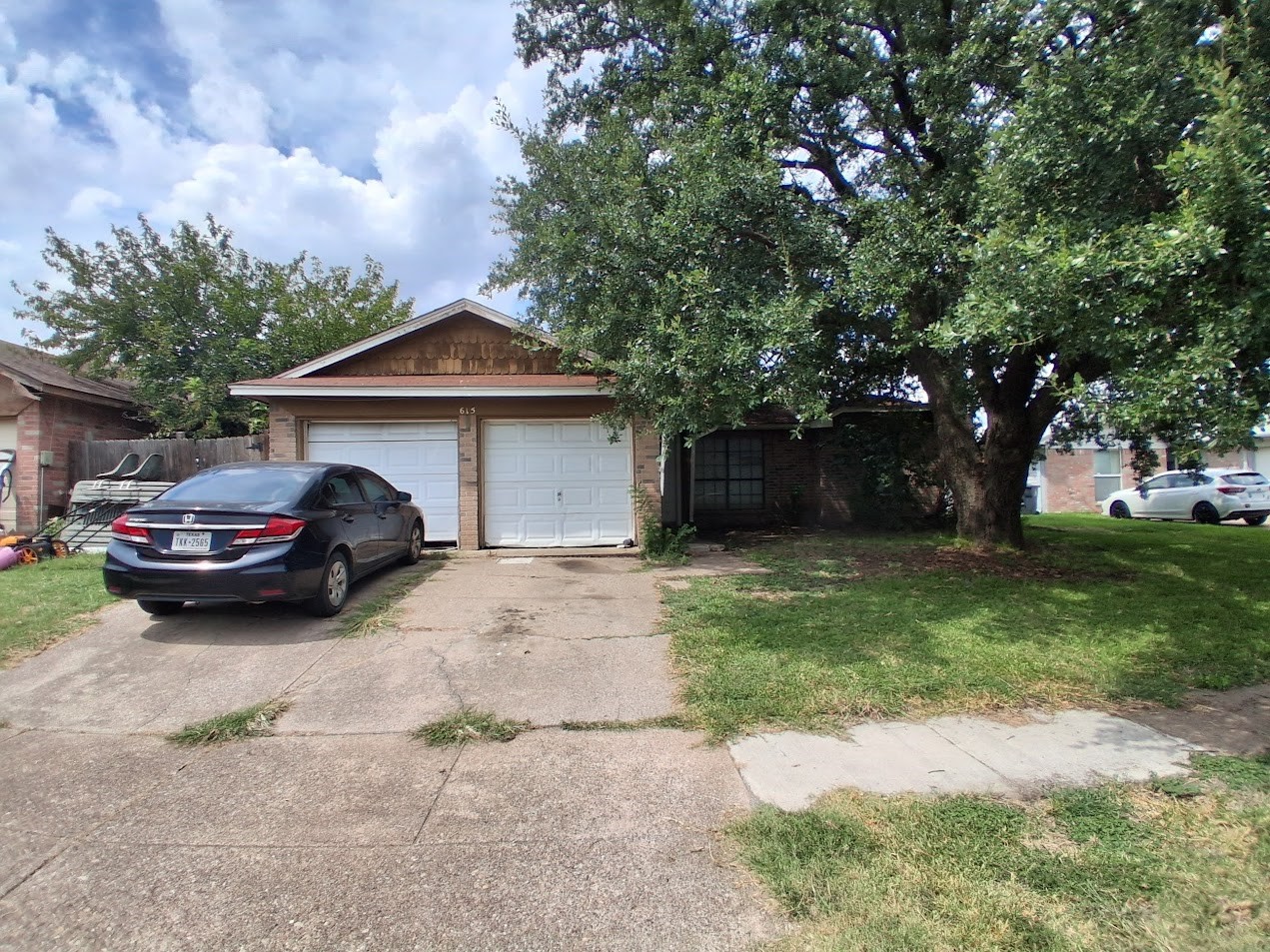 615 Red Coat Lane Arlington TX 76002