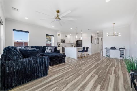 1916 Kimberly Drive Arlington TX 76010