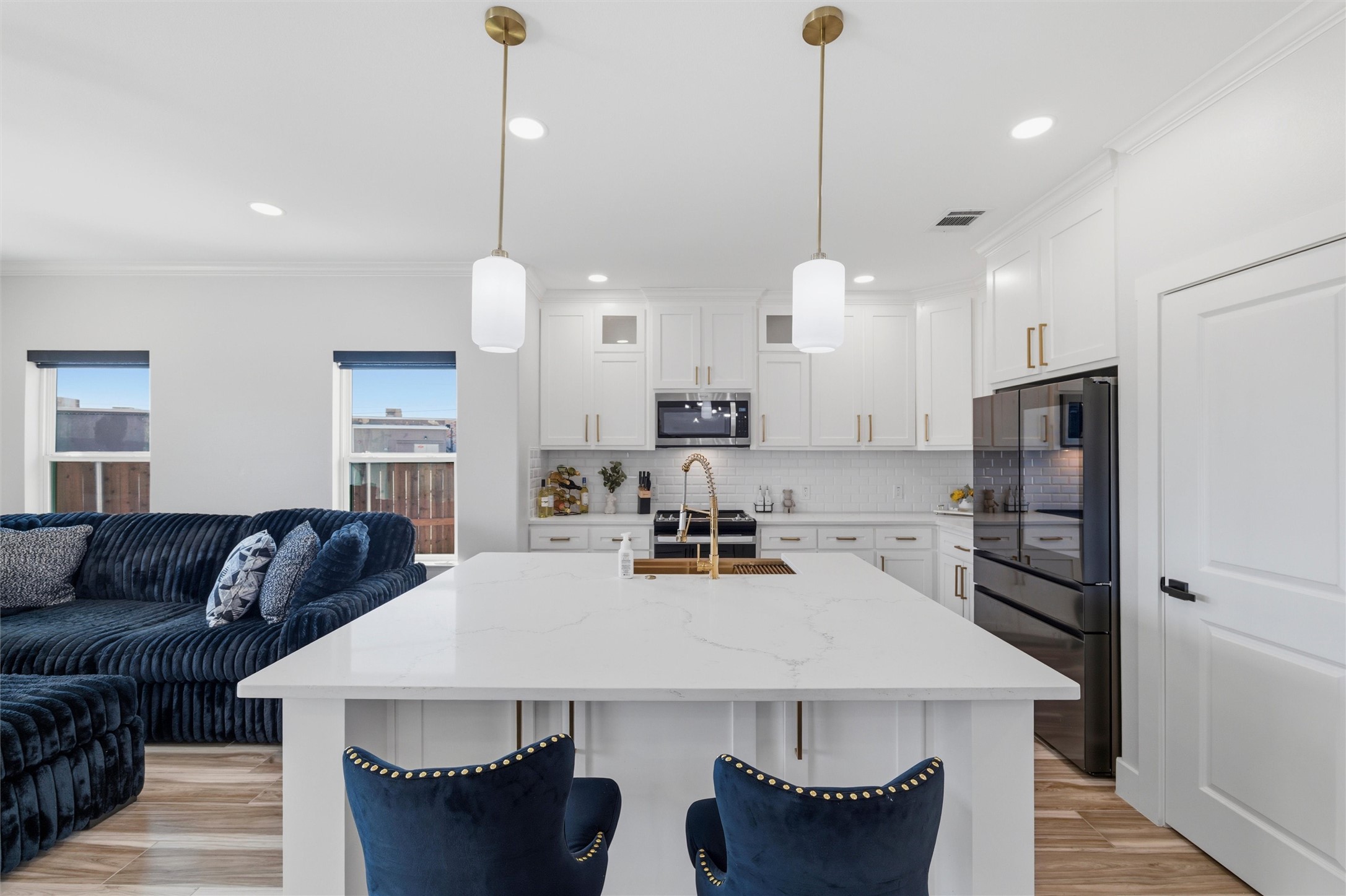 1916 Kimberly Drive Arlington TX 76010