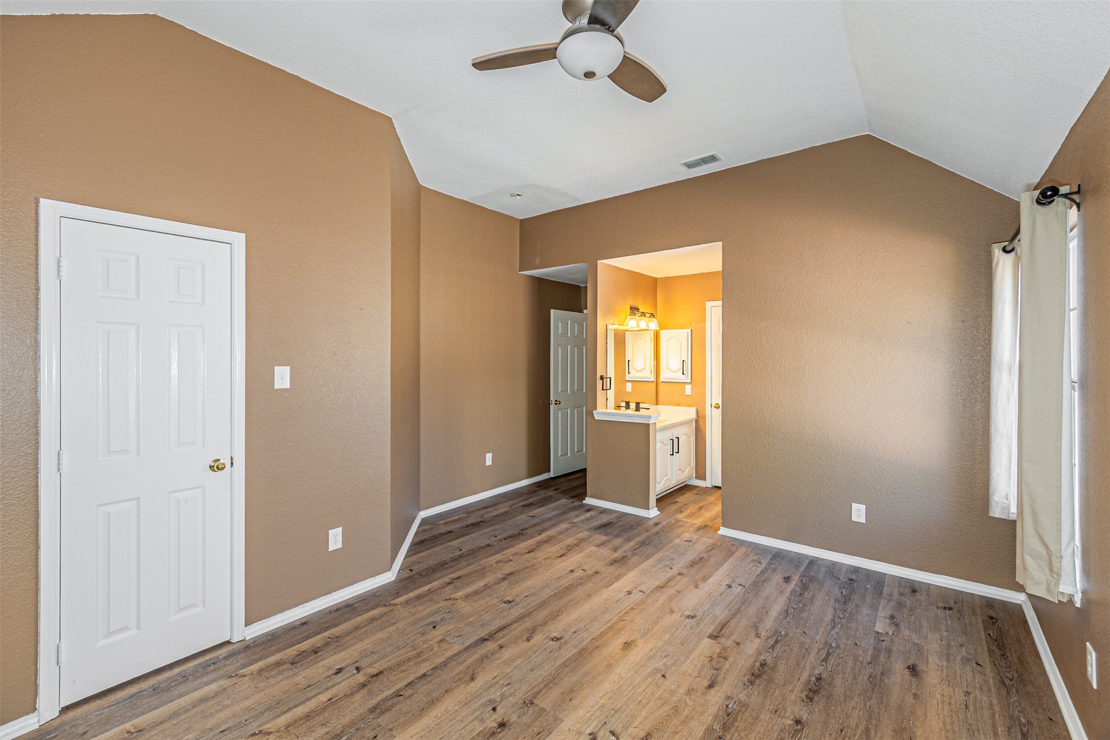 2425 Kittyhawk Drive Plano TX 75025