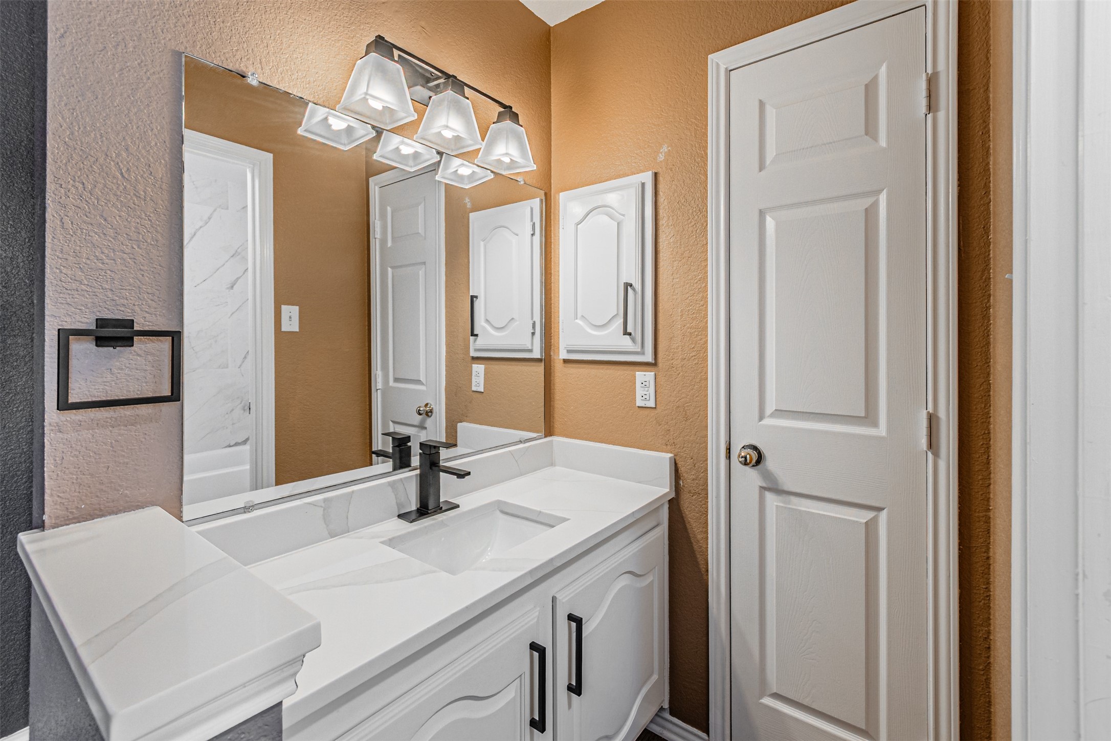 2425 Kittyhawk Drive Plano TX 75025