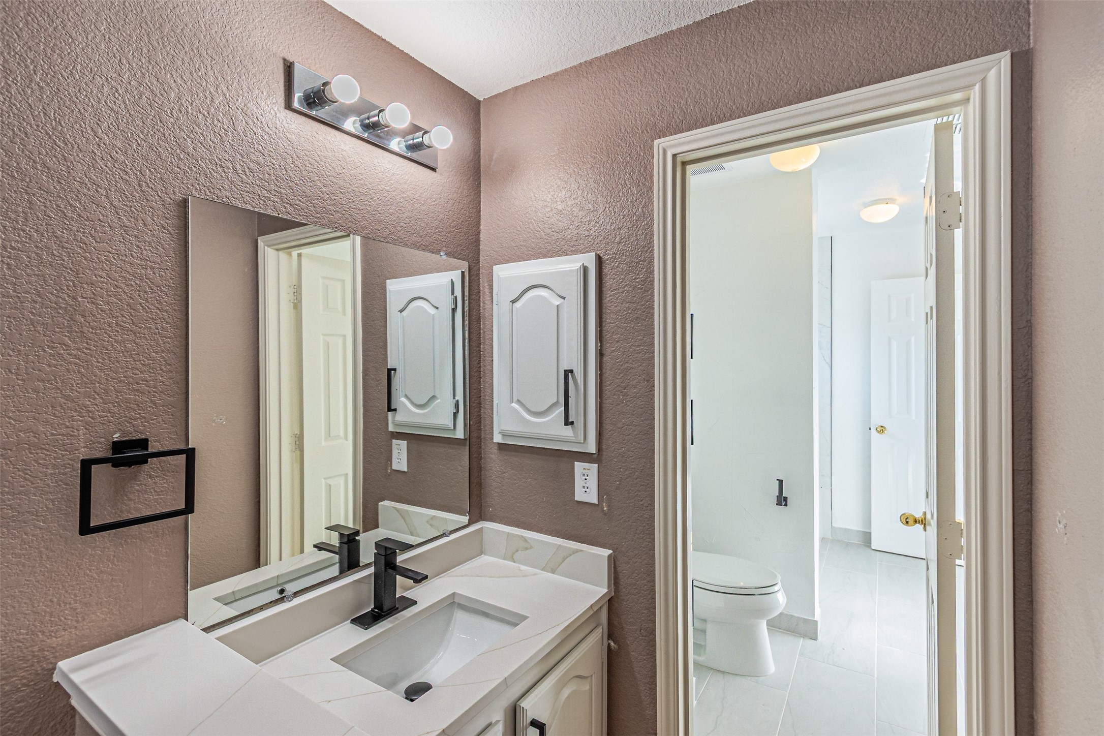2425 Kittyhawk Drive Plano TX 75025