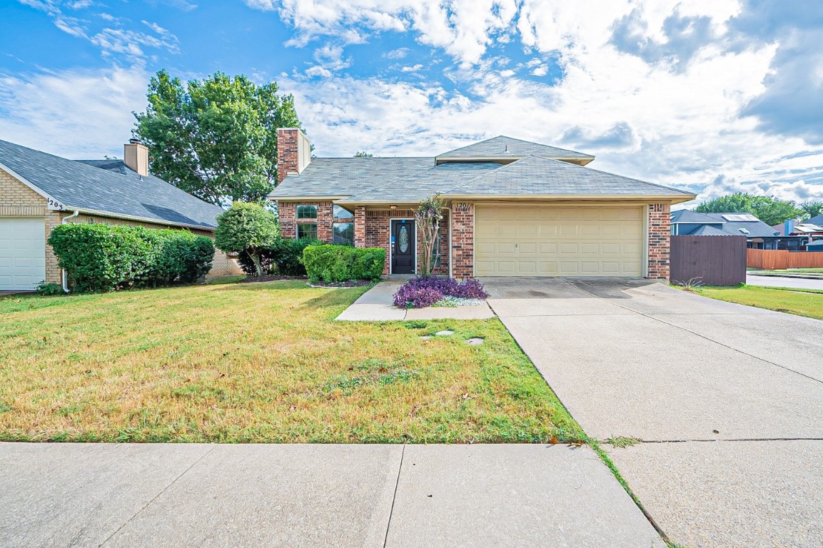 1201 Smith Drive Cedar Hill TX 75104