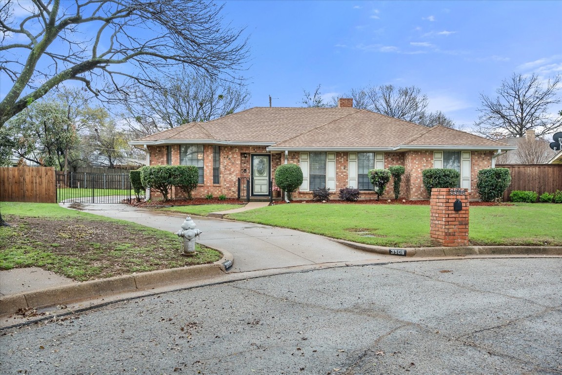 3506 Jasmine Trail Arlington TX 76017