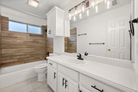2 Treewood Court Mansfield TX 76063