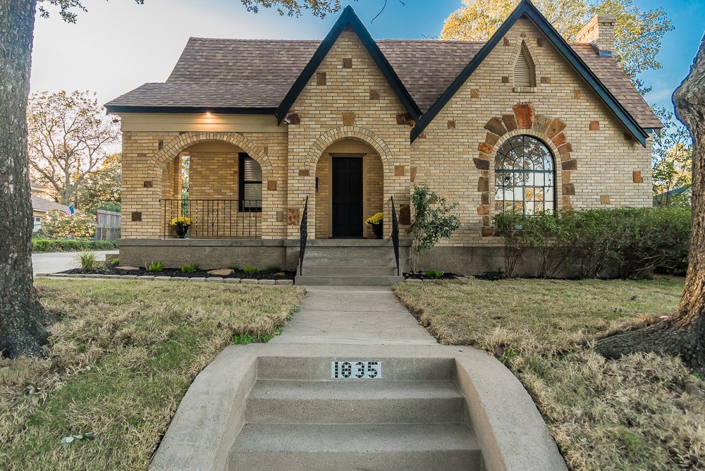 1835 Cedar Crest Boulevard Dallas TX 75203