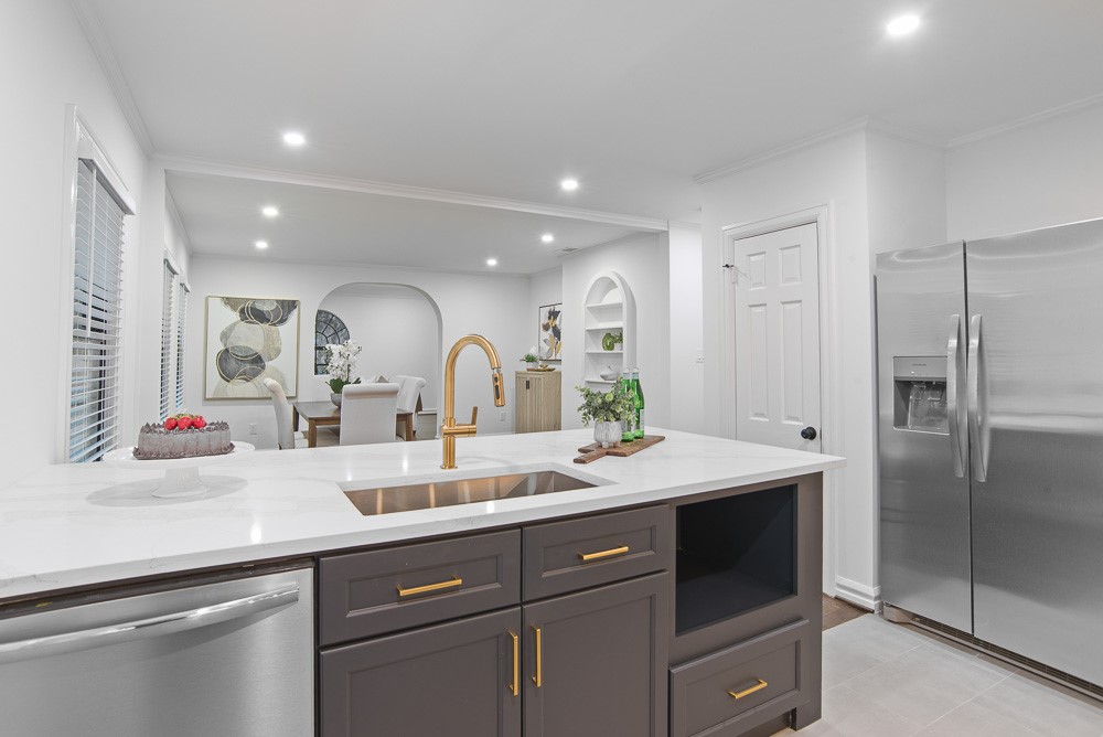 1835 Cedar Crest Boulevard Dallas TX 75203