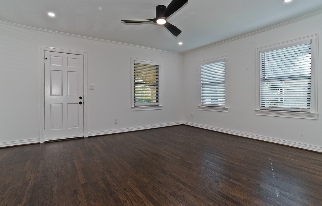 1835 Cedar Crest Boulevard Dallas TX 75203