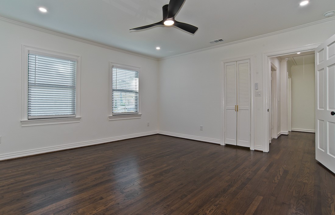 1835 Cedar Crest Boulevard Dallas TX 75203