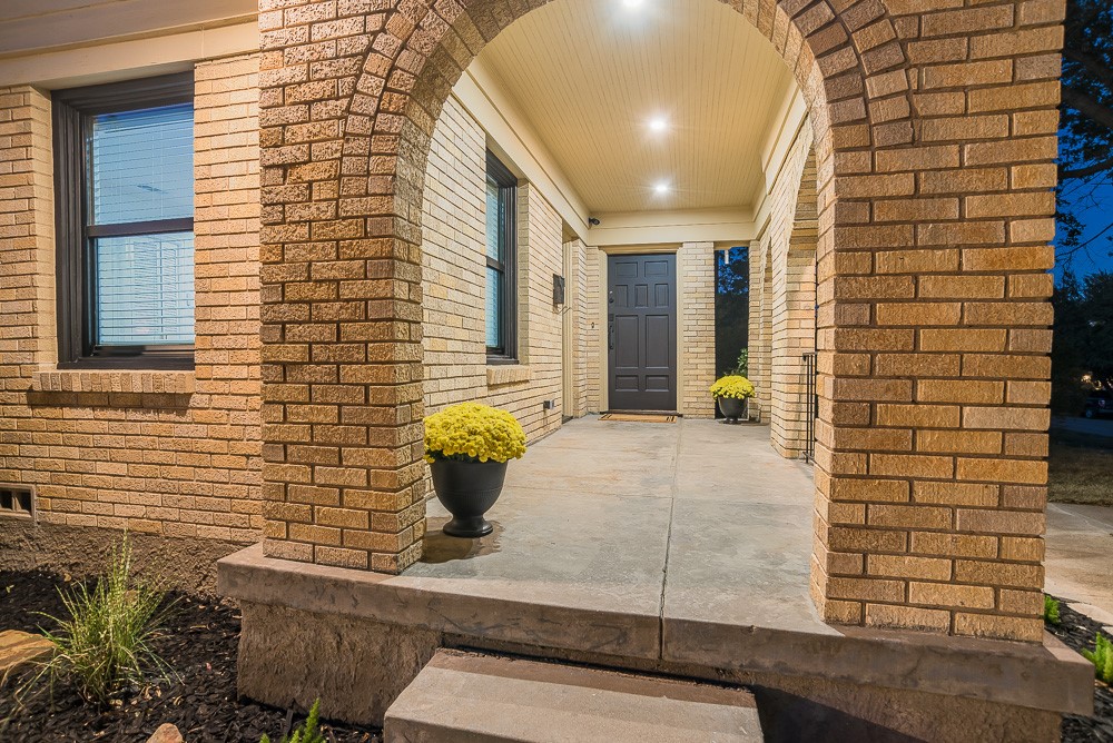 1835 Cedar Crest Boulevard Dallas TX 75203