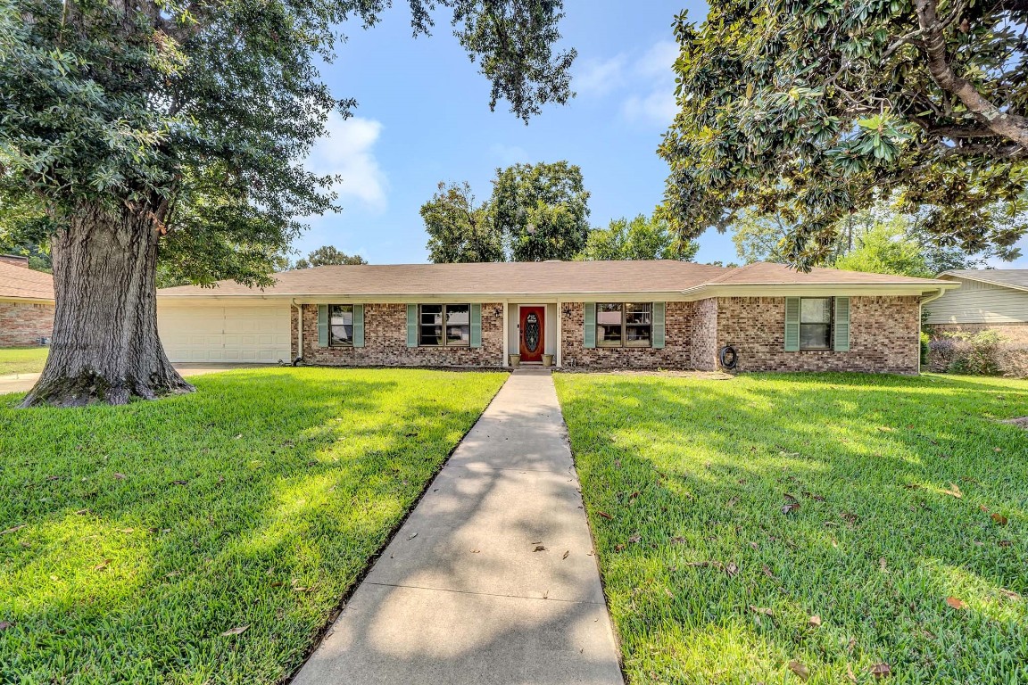 210 Molly Lane Mineola TX 75773
