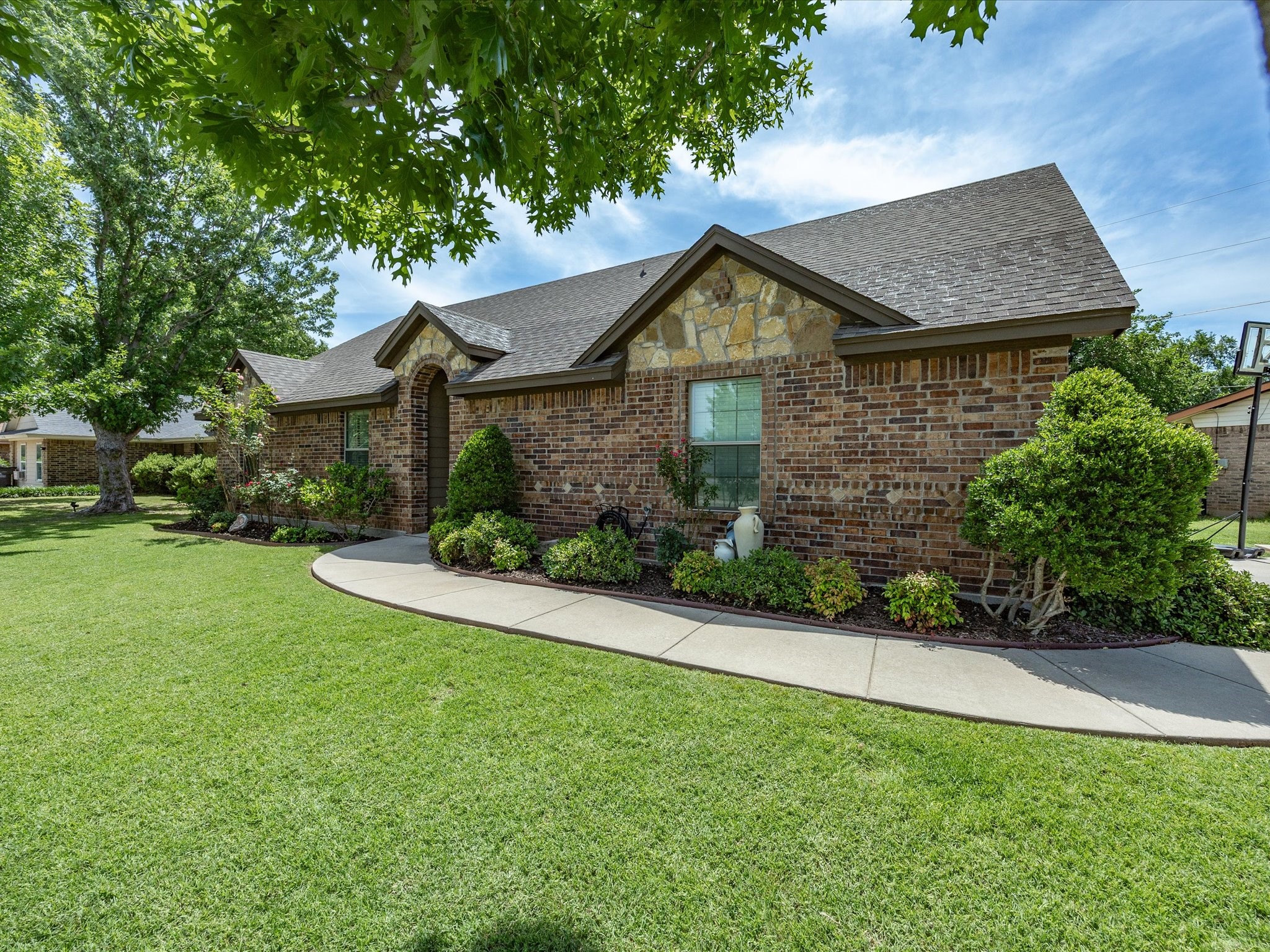 1323 Fairway Drive Graham TX 76450