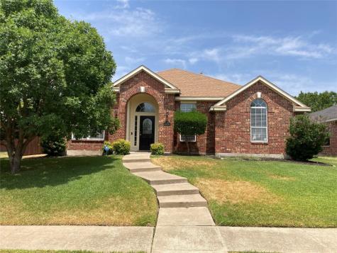 2109 Sterling Lane Mesquite TX 75181