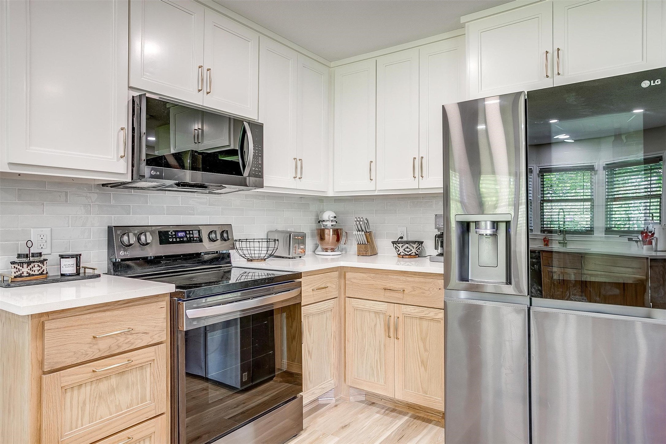 622 N Crockett Street Granbury TX 76048