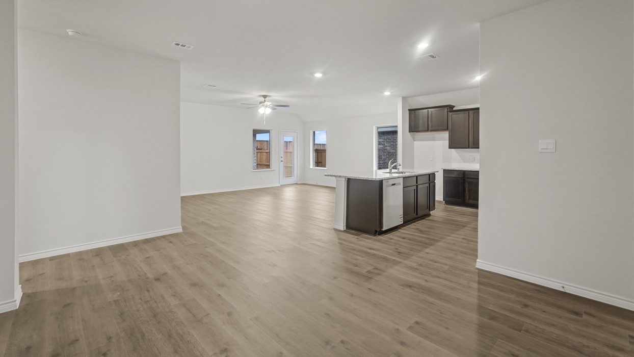 8422 Everly Drive Garland TX 75043
