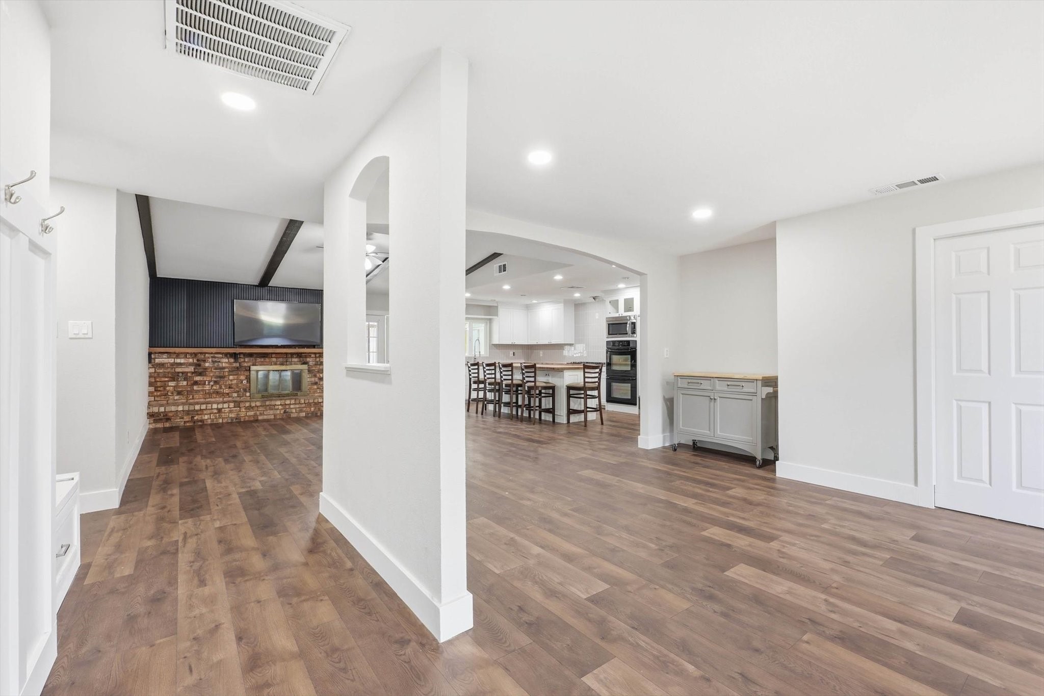 3304 Bellingham Court Dallas TX 75228