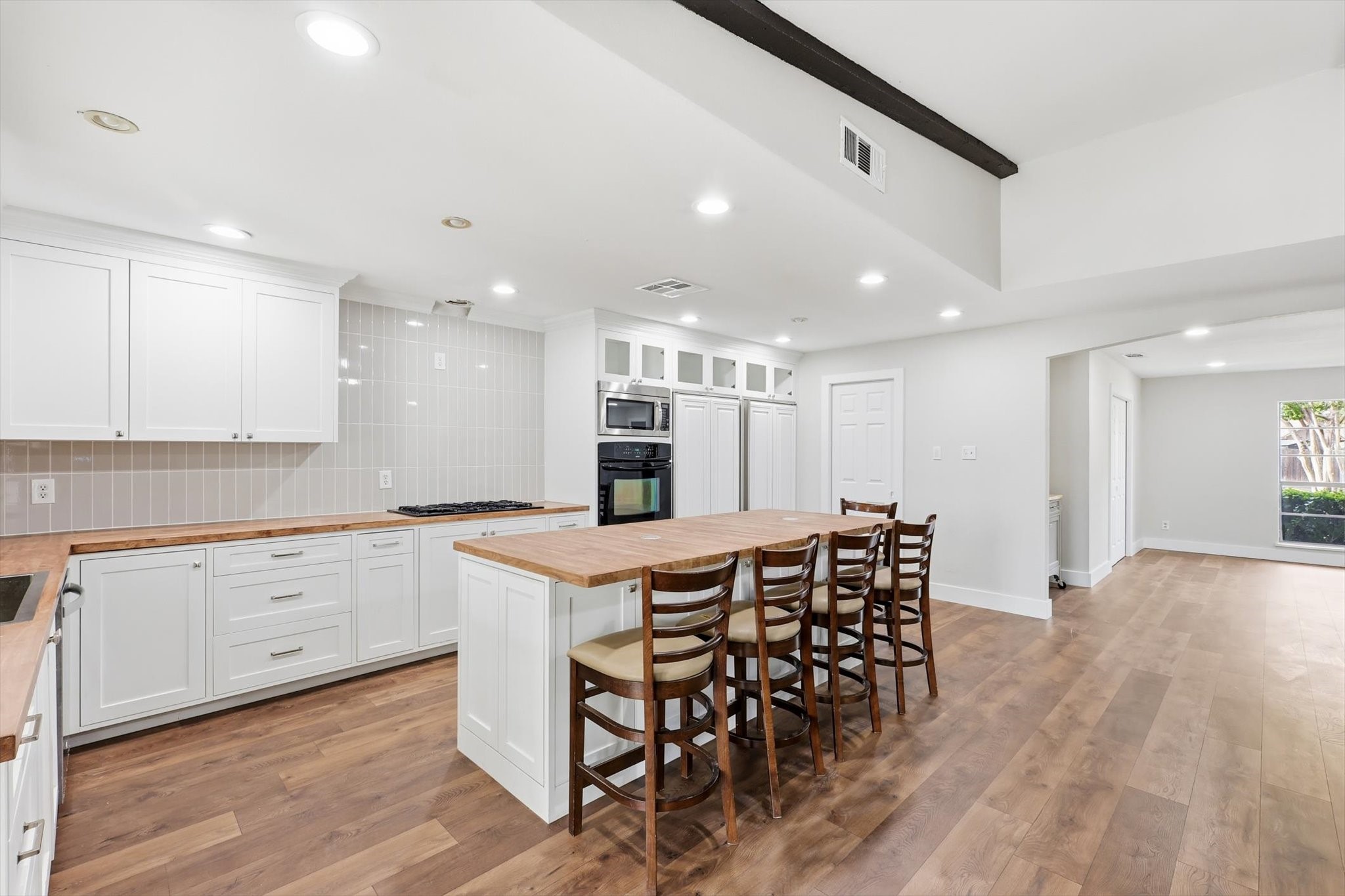3304 Bellingham Court Dallas TX 75228