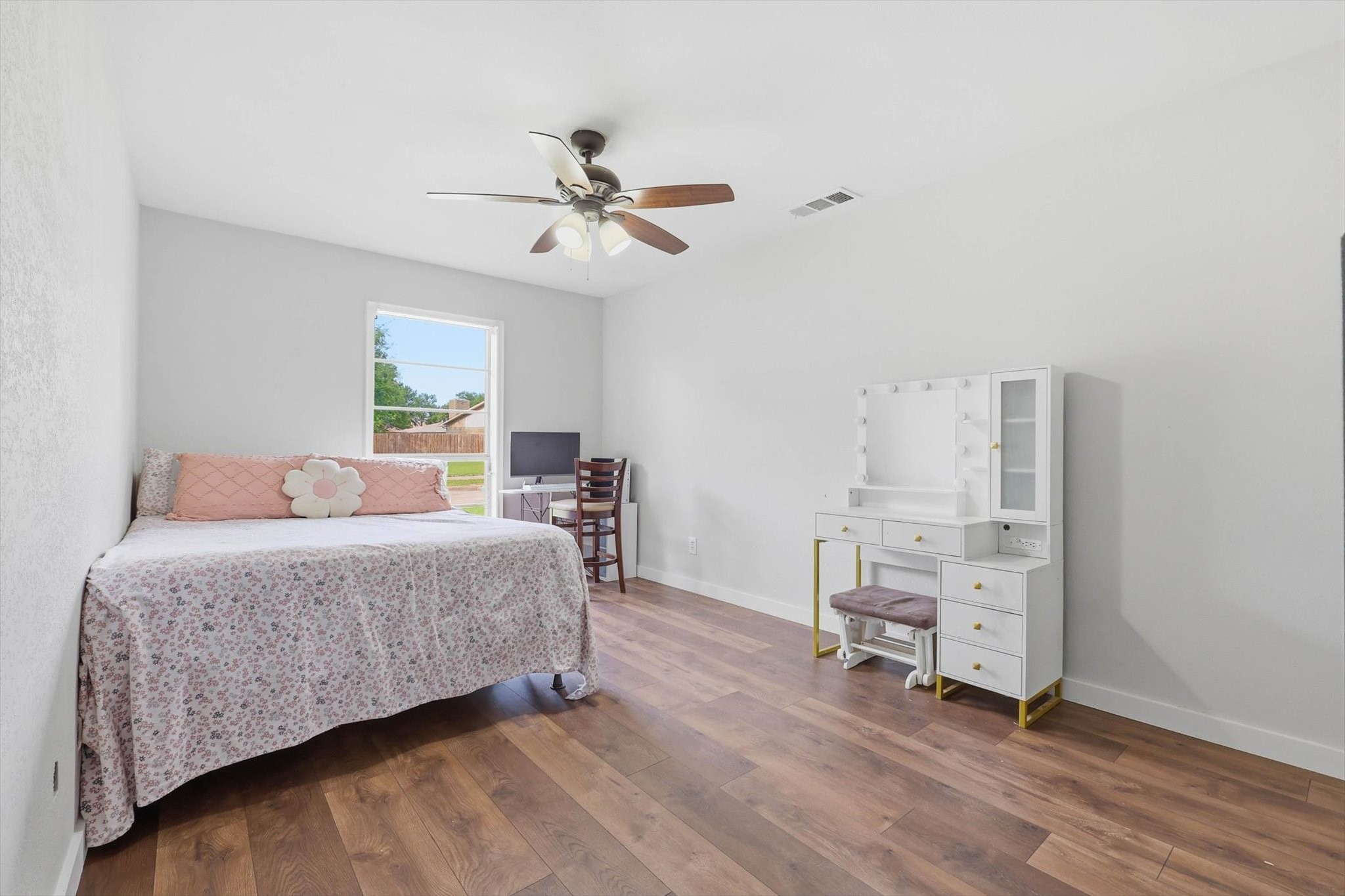 3304 Bellingham Court Dallas TX 75228