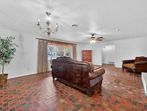 720 Alsue Street Fort Worth TX 76140