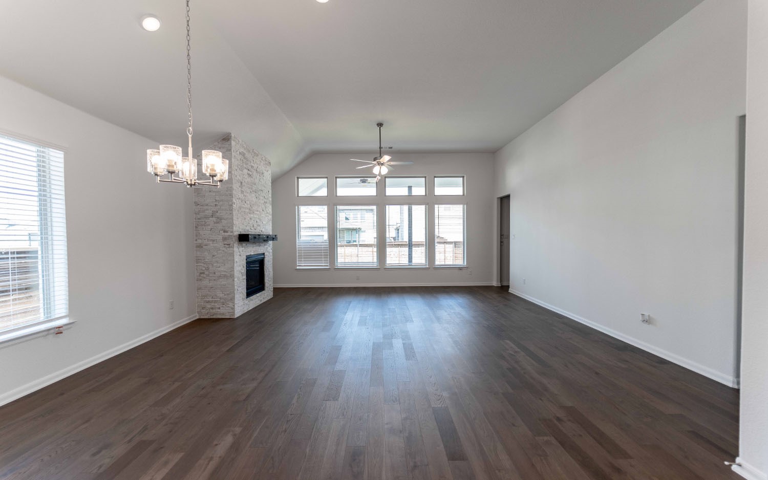 1825 Acorn Creek Circle Mesquite TX 75181