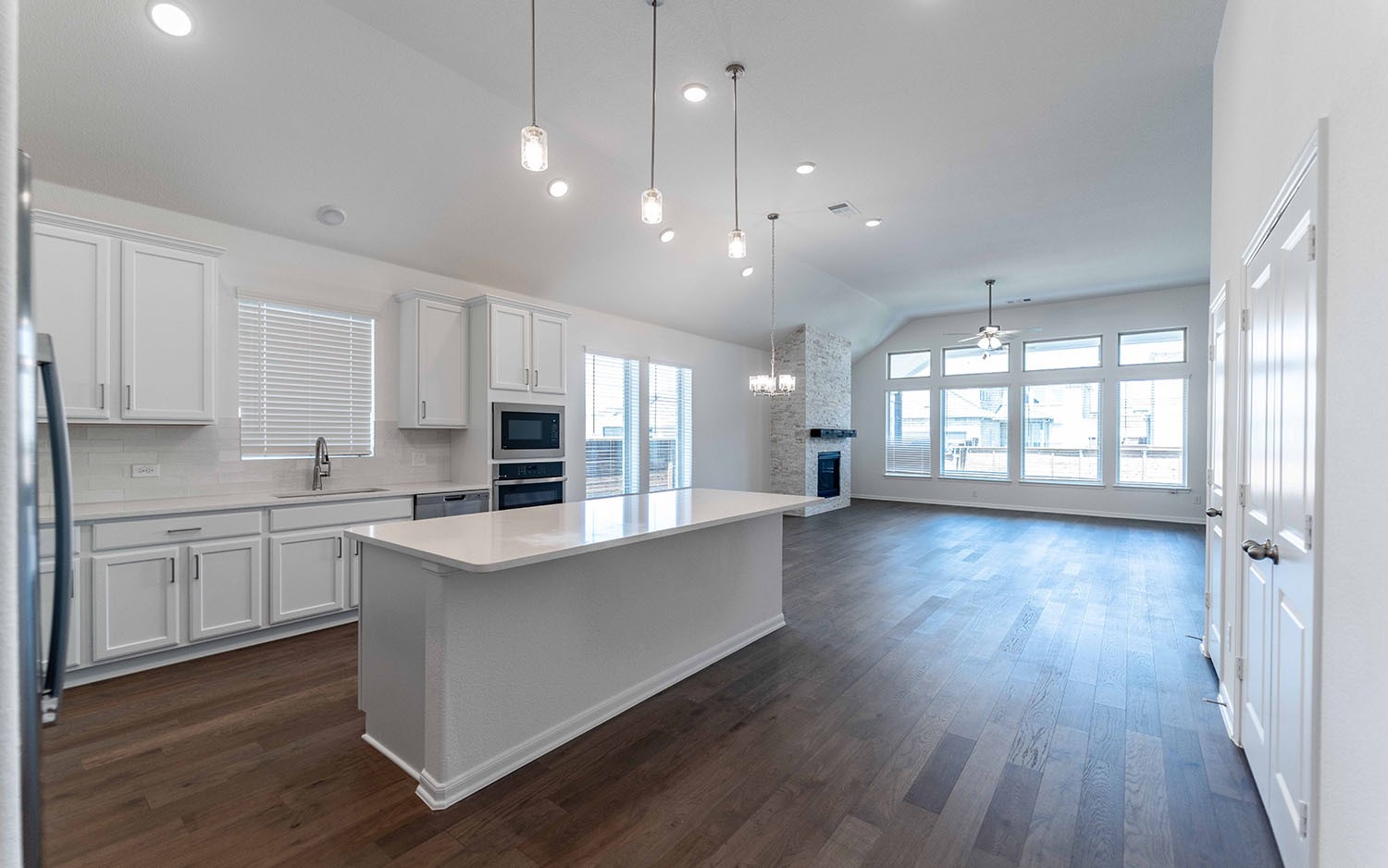 1825 Acorn Creek Circle Mesquite TX 75181