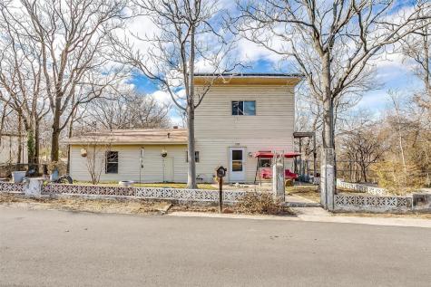 533 Cresthaven Court Azle TX 76020