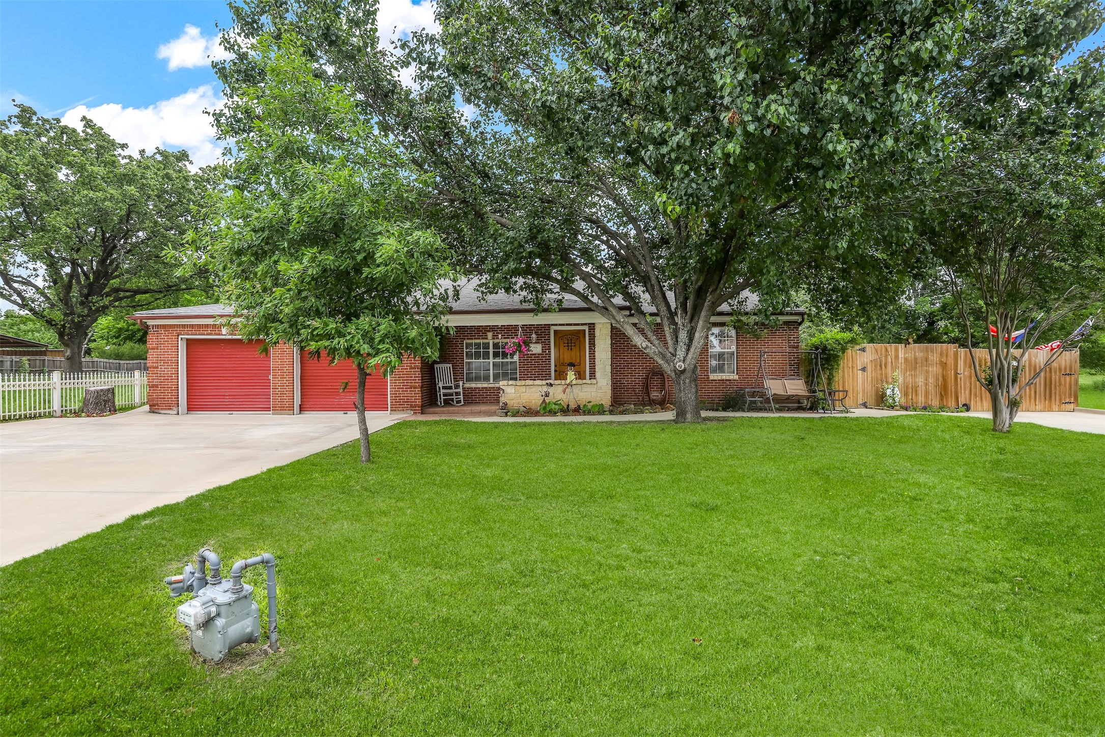 1916 Cain Street Seagoville TX 75159