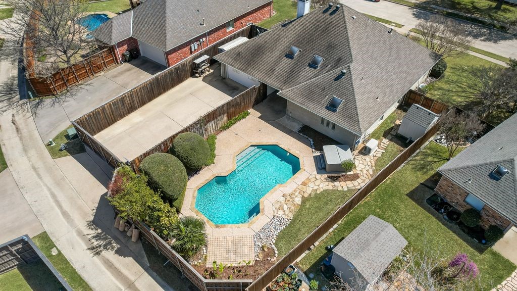 2405 Powderhorn Drive Plano TX 75025