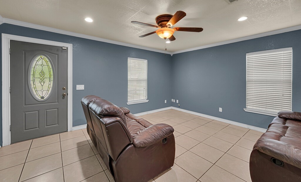 1410 W 3rd Street Clifton TX 76634