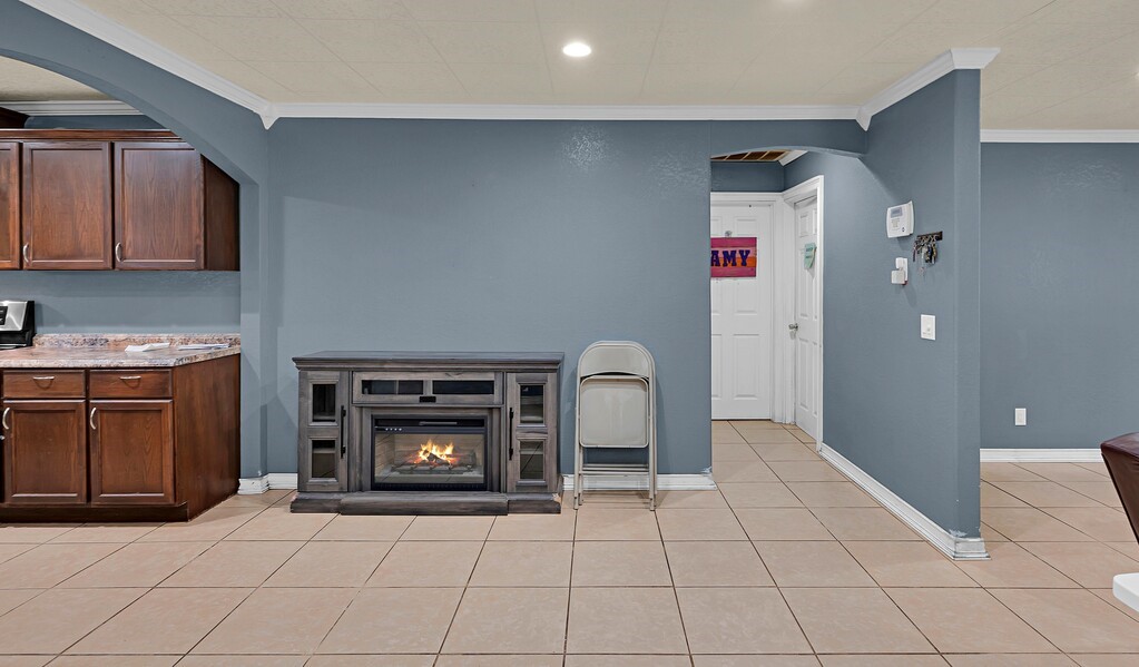 1410 W 3rd Street Clifton TX 76634