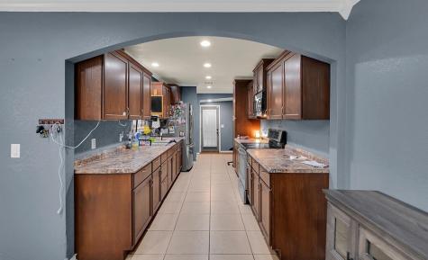 1410 W 3rd Street Clifton TX 76634