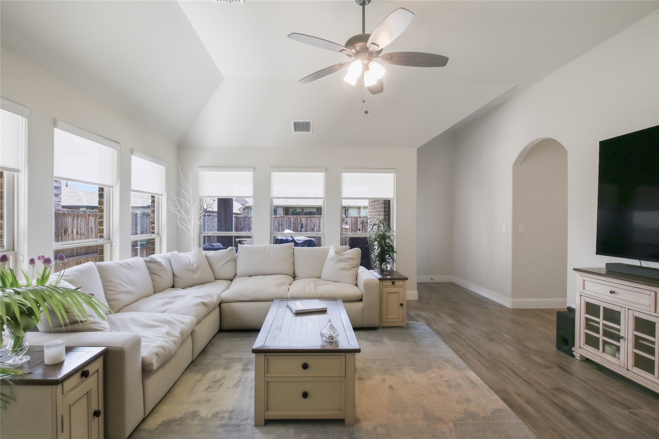 1316 Stoneleigh Place Aubrey TX 76227