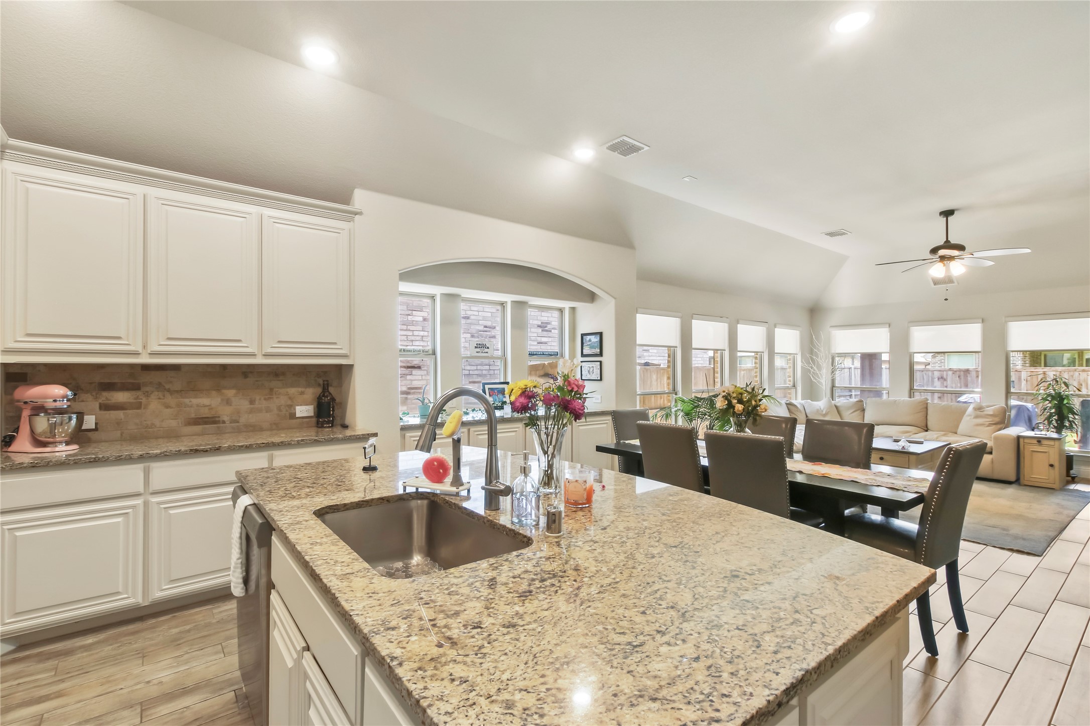 1316 Stoneleigh Place Aubrey TX 76227