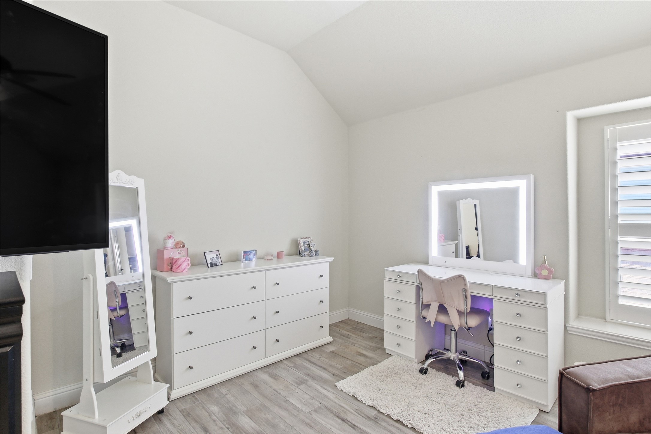 1316 Stoneleigh Place Aubrey TX 76227
