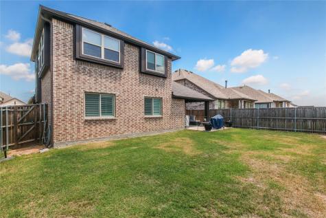 1316 Stoneleigh Place Aubrey TX 76227