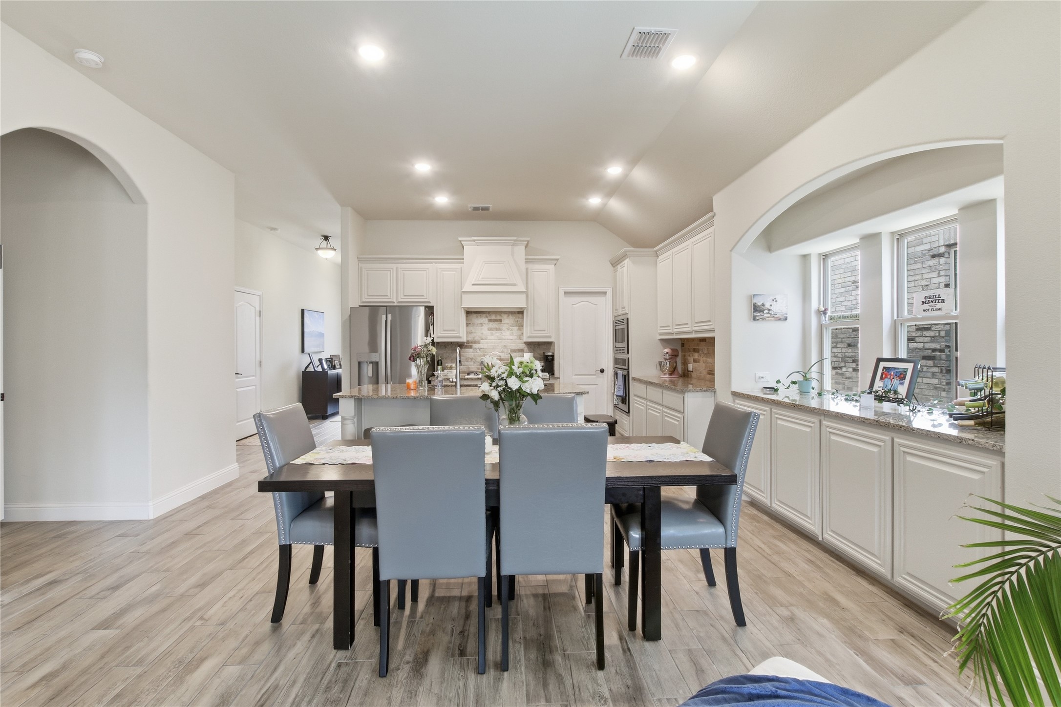 1316 Stoneleigh Place Aubrey TX 76227