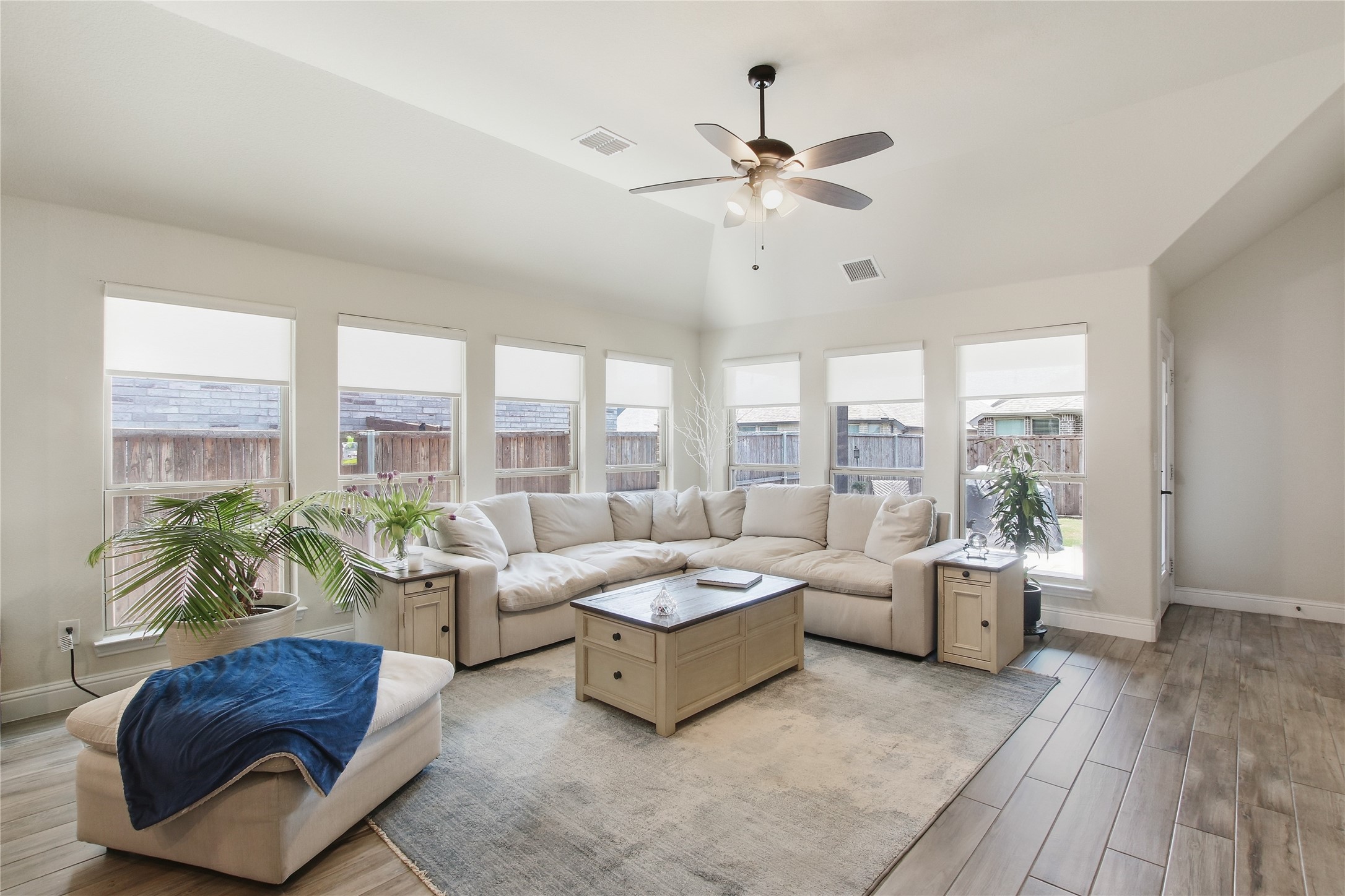 1316 Stoneleigh Place Aubrey TX 76227