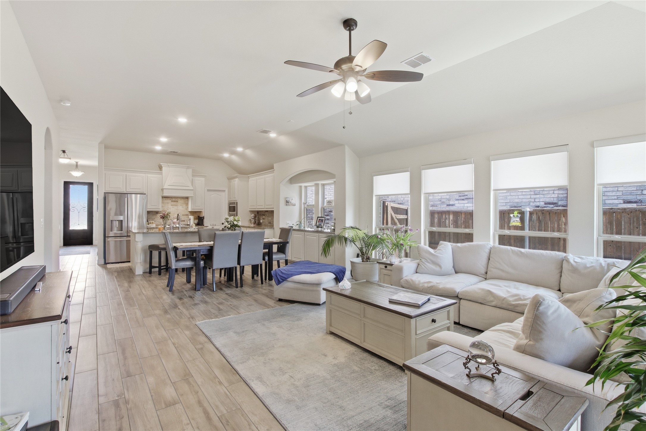 1316 Stoneleigh Place Aubrey TX 76227