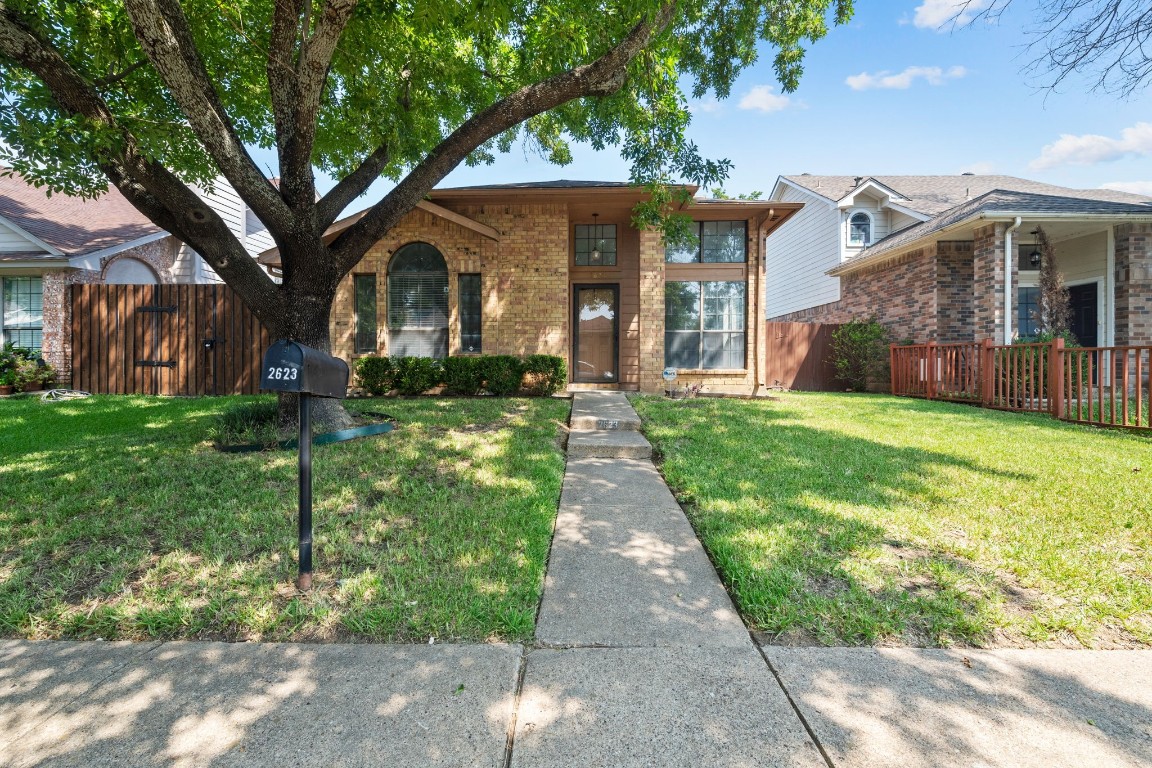 2623 Oak Bend Lane Dallas TX 75227