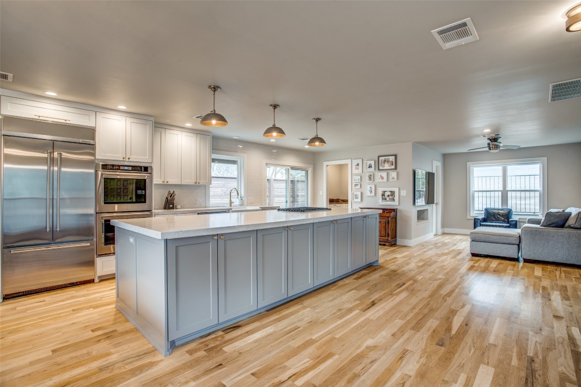 2820 Lawtherwood Place Dallas TX 75214