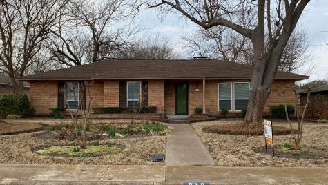525 Rockcreek Drive Desoto TX 75115